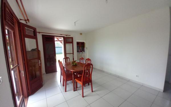 Maison à louer    4 pièces • 75 m2 Capesterre-Belle-Eau