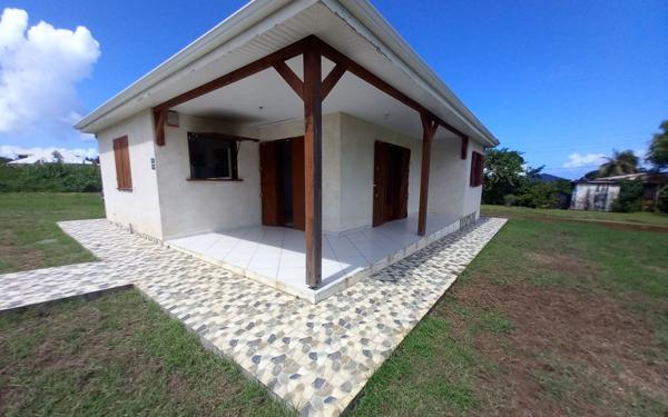 Maison à louer    4 pièces • 75 m2 Capesterre-Belle-Eau