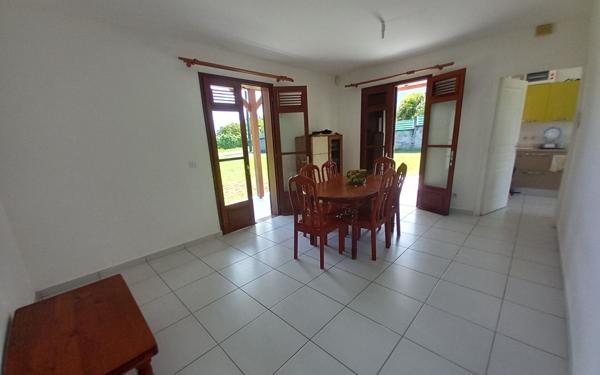Maison à louer    4 pièces • 75 m2 Capesterre-Belle-Eau