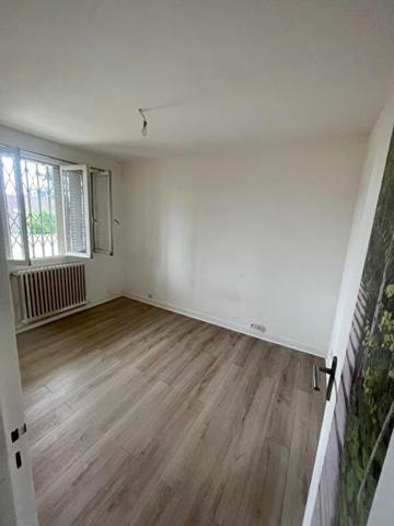 Appartement ERMONT- 4 pièces - 65,60 m²