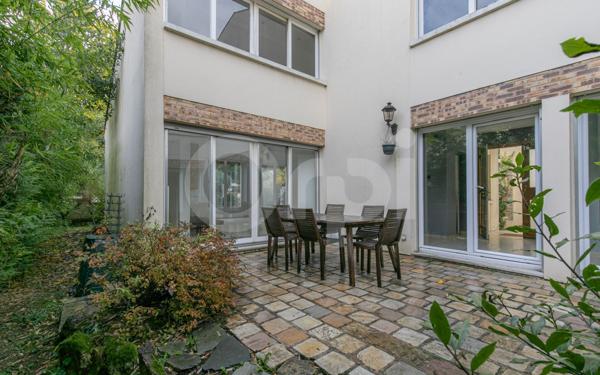 Maison à vendre    7 pièces •  Sucy-en-Brie