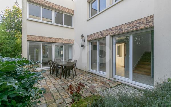 Maison à vendre    7 pièces •  Sucy-en-Brie