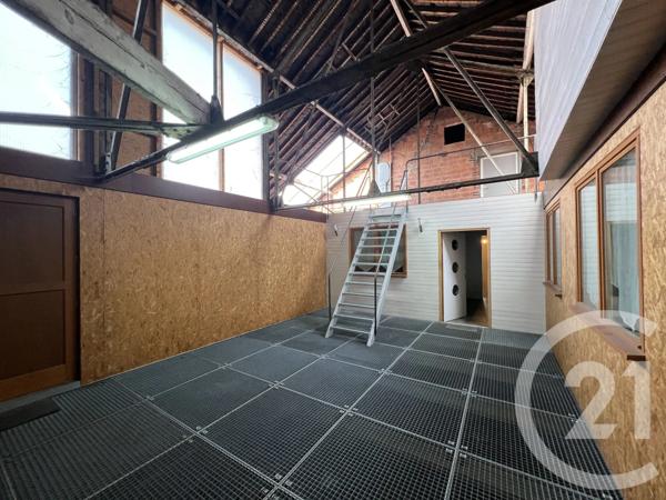 Immeuble à vendre  250 m 2   HELLEMMES LILLE  - 59