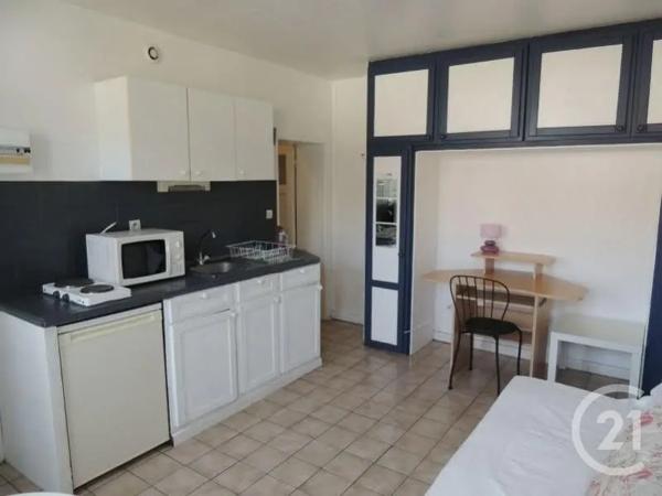 Immeuble à vendre  250 m 2   HELLEMMES LILLE  - 59