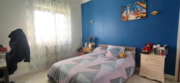 Maison 3 chambres - Proche commerces et bus