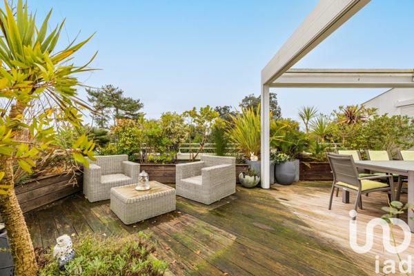 Appartement 4 pièces de 149 m² à La Rochelle (17000)