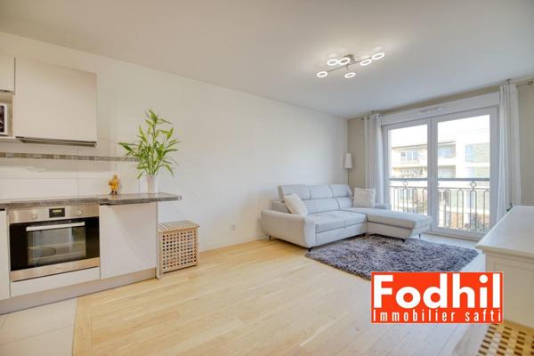 A 5 min du Parc de Sceaux- Appartement 2 pièces Franco suisse de 44 m² avec Box.