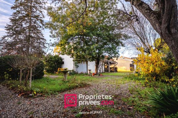 Terrain plat de 540 m² à Fenouillet, libre de constructeur