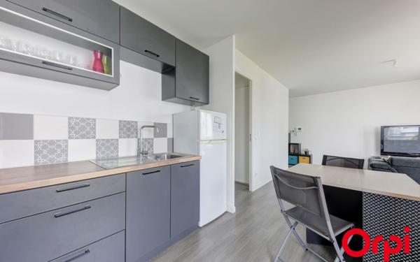 Appartement à vendre    3 pièces • 60,63 m2 Vaulx-en-Velin