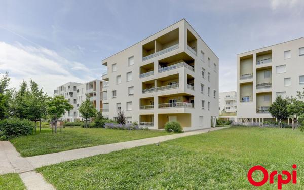 Appartement à vendre    3 pièces • 60,63 m2 Vaulx-en-Velin