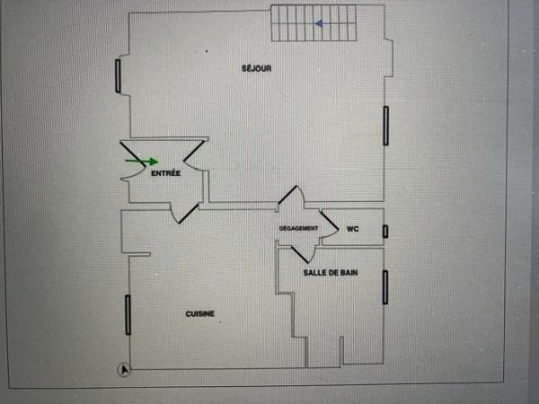 Maison ancienne à rafraîchir de 137m² sur 422m² terrain.