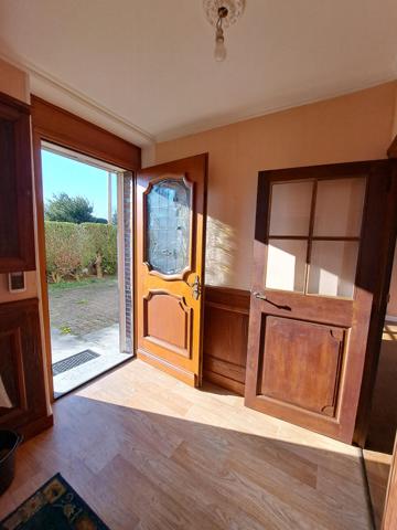 Maison ancienne à rafraîchir de 137m² sur 422m² terrain.