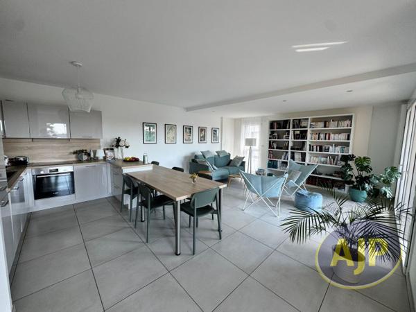 Vente appartement Les Sables D Olonne : 493 000 € - AJP Immobilier Les Sables-d'Olonne