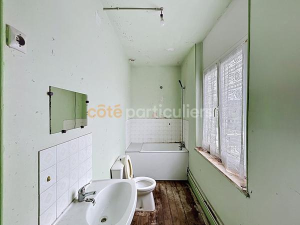 Vente
                Maison172 m² - 7 Pièces -
                    ELBEUF (76500)