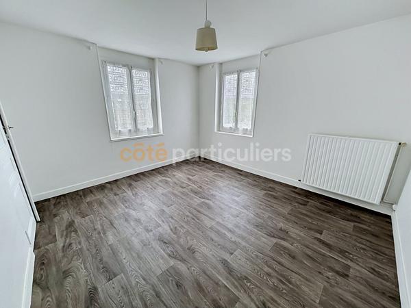 Vente
                Maison172 m² - 7 Pièces -
                    ELBEUF (76500)