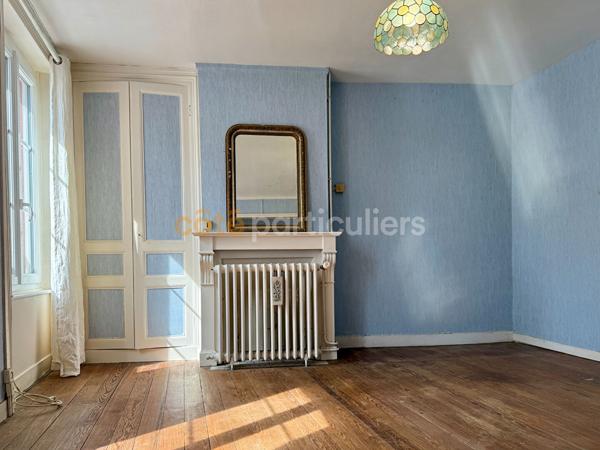 Vente
                Maison64 m² - 4 Pièces -
                    Granville (50400)