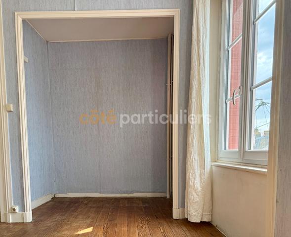 Vente
                Maison64 m² - 4 Pièces -
                    Granville (50400)