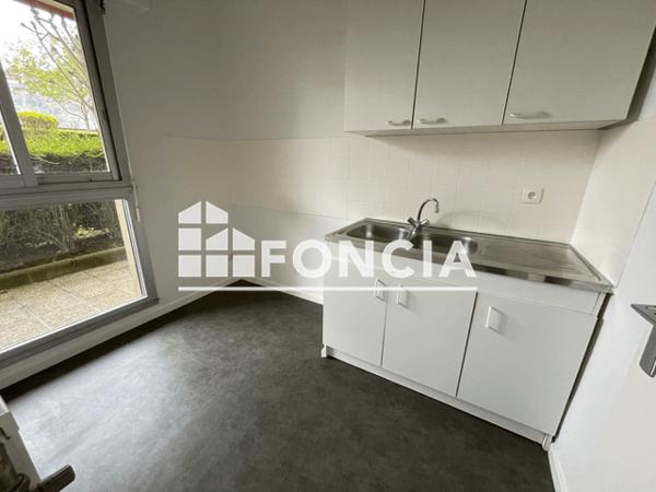 Location Studio 26.59 m² - 05 RUE DU CHEMIN VERT Caen 14000