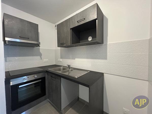 Location maison Bassens : 951 € - AJP Immobilier Saint Andre de Cubzac