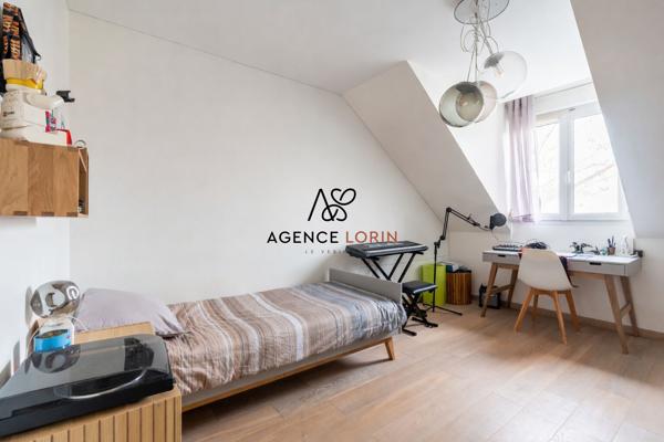 Maison Chatou - 208 m² - 9 pièces Chatou Maison Chatou - 208 m² - 9 pièces Chatou
