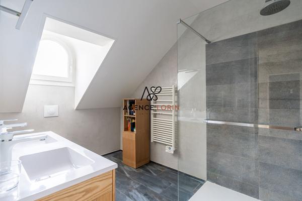 Maison Chatou - 208 m² - 9 pièces Chatou Maison Chatou - 208 m² - 9 pièces Chatou