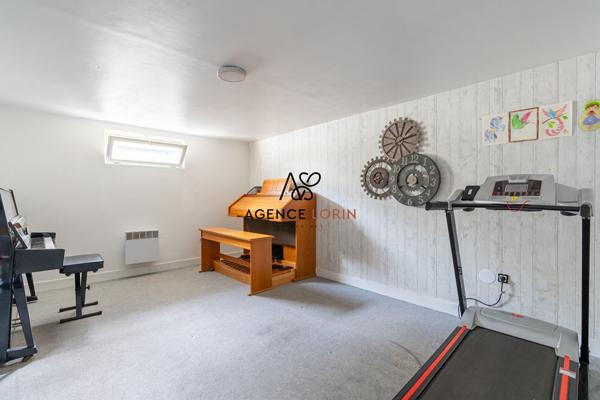 Maison Le Vésinet - 230 m² - 10 pièces Le vesinet Maison Le Vésinet - 230 m² - 10 pièces Le vesinet