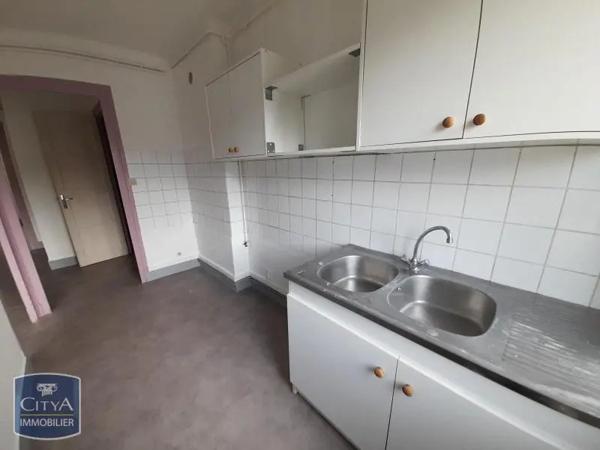 Appartement à louer 2 pièces 40.81m² Le Chambon-Feugerolles (42500)