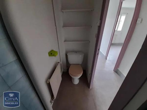 Appartement à louer 2 pièces 40.81m² Le Chambon-Feugerolles (42500)