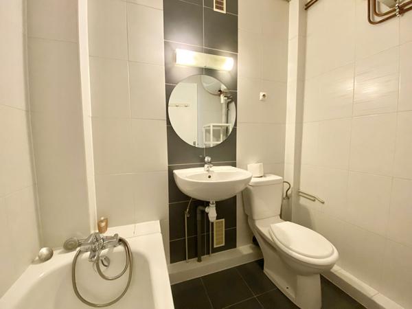 Location appartement Strasbourg - 1 pièce(s) - 23 m² - 690 €/mois