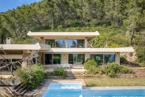 Vente Maison de luxe Carqueiranne 7 Pièces 373 m²