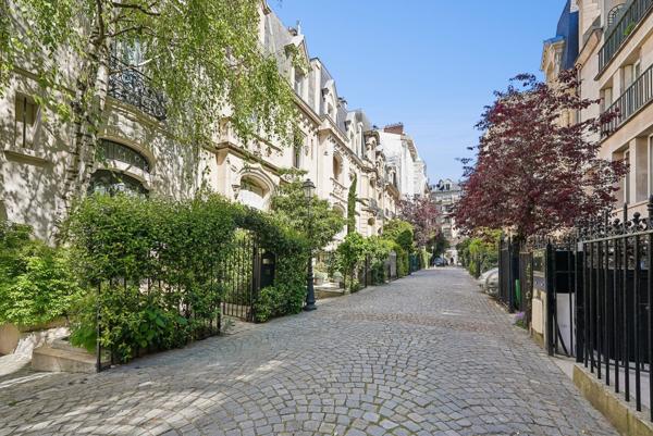 Vente Appartement de luxe Paris 16 4 Pièces 144 m²