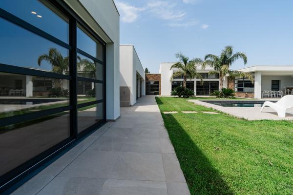 Vente Maison de luxe Perpignan 10 Pièces 353.9 m²