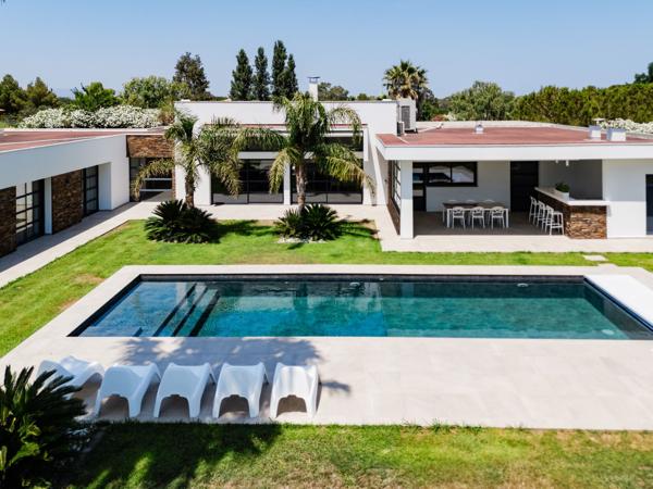 Vente Maison de luxe Perpignan 10 Pièces 353.9 m²