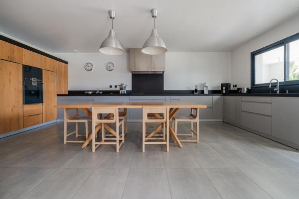 Vente Maison de luxe Perpignan 10 Pièces 353.9 m²