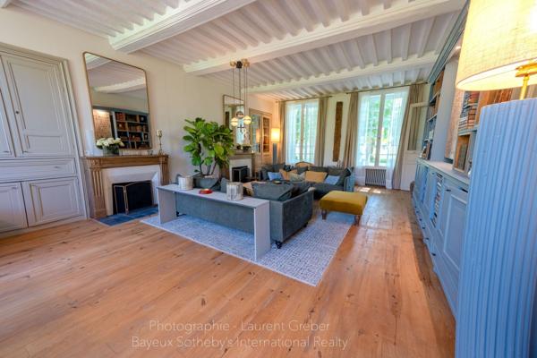 Vente Hôtel particulier Bayeux 11 Pièces 475 m²