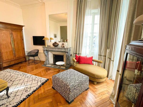 Vente Hôtel particulier Bayeux 11 Pièces 475 m²