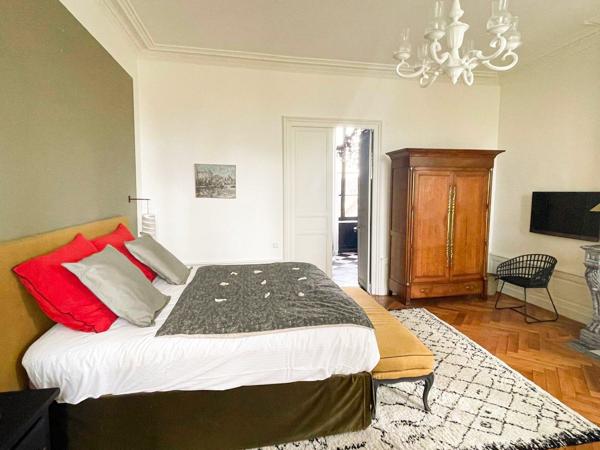 Vente Hôtel particulier Bayeux 11 Pièces 475 m²