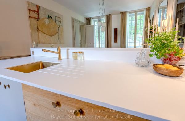 Vente Hôtel particulier Bayeux 11 Pièces 475 m²
