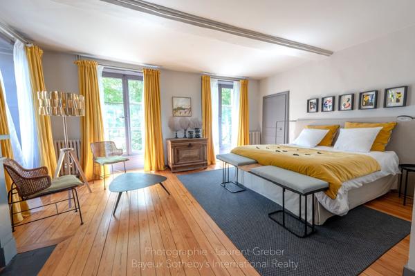 Vente Hôtel particulier Bayeux 11 Pièces 475 m²