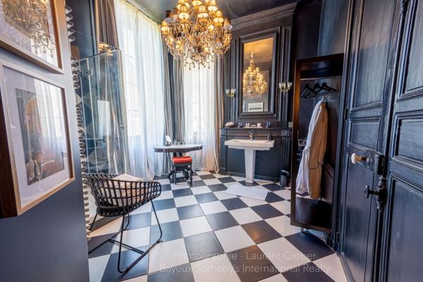 Vente Hôtel particulier Bayeux 11 Pièces 475 m²