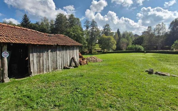 Maison à vendre    5 pièces •  Saint-Benoît-la-Chipotte