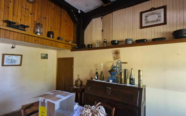 Maison à vendre    5 pièces •  Saint-Benoît-la-Chipotte