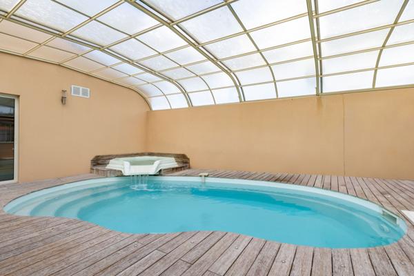 Vente Maison de luxe Jard-sur-Mer 11 Pièces 330.68 m²
