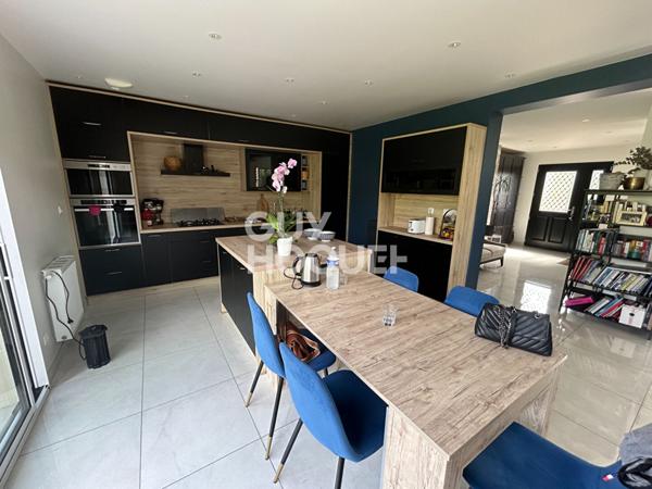 Maison à louer - 7 pièces à Boissise la Bertrand