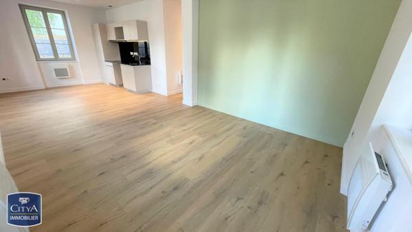 Appartement à louer 3 pièces 66.55m²