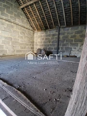 Maison de ville  80 m2  , son patio et  garage