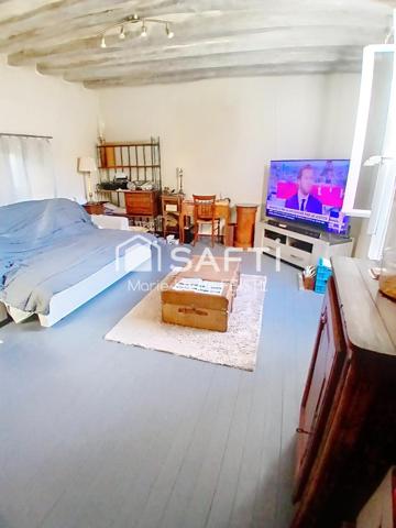 Maison de ville  80 m2  , son patio et  garage