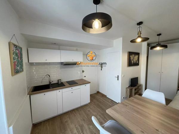 Location                                                      Appartement
                        
                     1 pièces                      19 m2                     à Pau