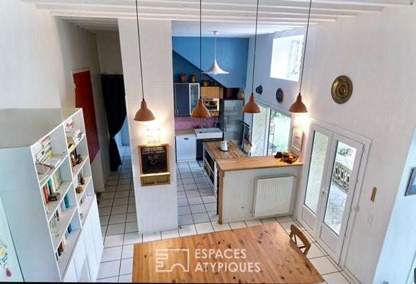 Des anciennes écuries réinventées avec élégance dans un esprit Loft