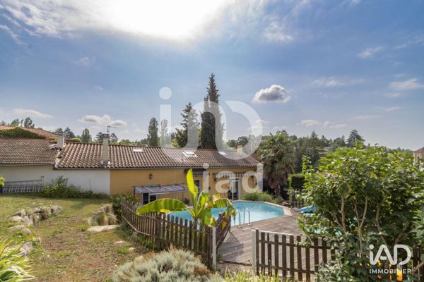 Maison à vendre 4 pièces 110 m² Charbonnières-les-Bains